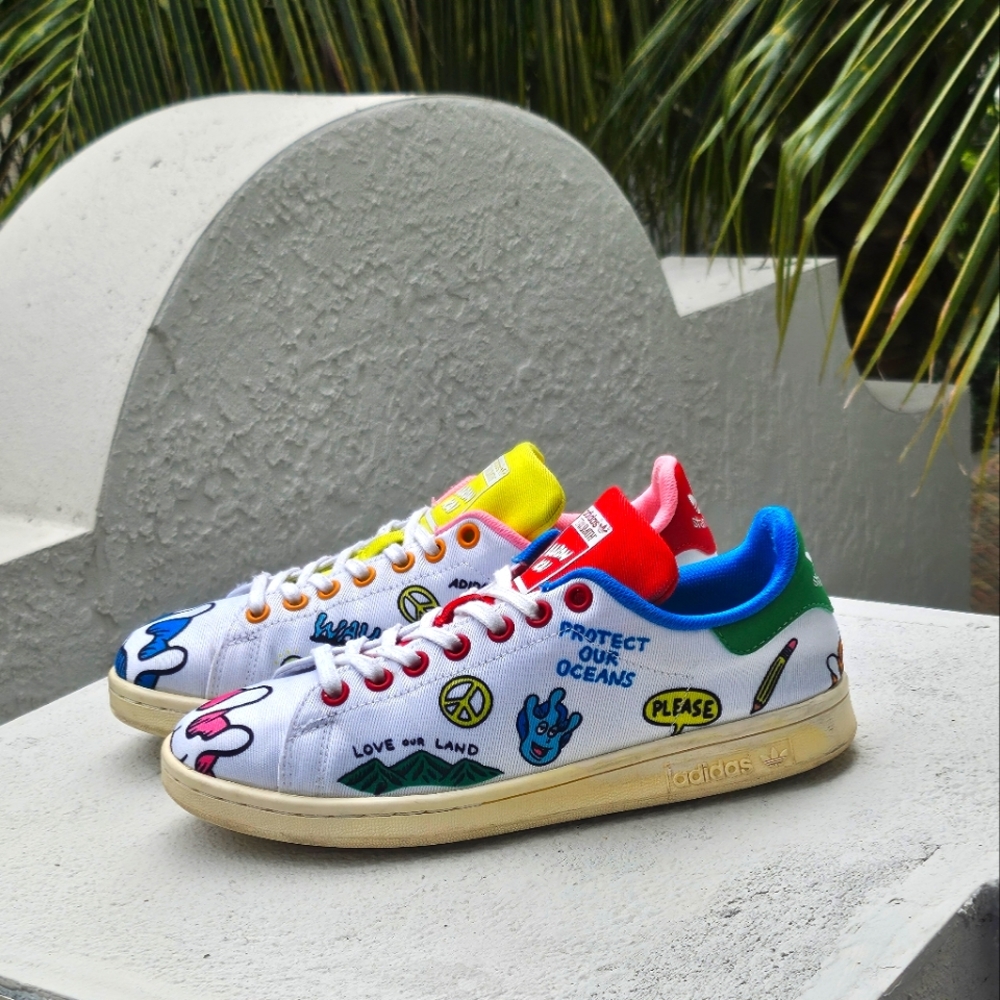 Size 7.5W - adidas Aaron Kai x Stan Smith Primeblue 'Doodles'